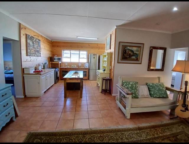 4 BEDROOM HOUSE FOR SALE IN STILBAAI-WES
